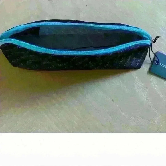 KENDALL + KYLIE Multi-Color Logo Multi-Use Pouch Makeup Bag NWT - Picture 4 of 5